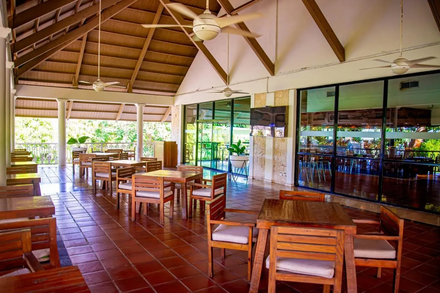 Beautiful 2-Bedroom Apartment In Cocotal With Amazing Lake Views And Pools Punta Cana