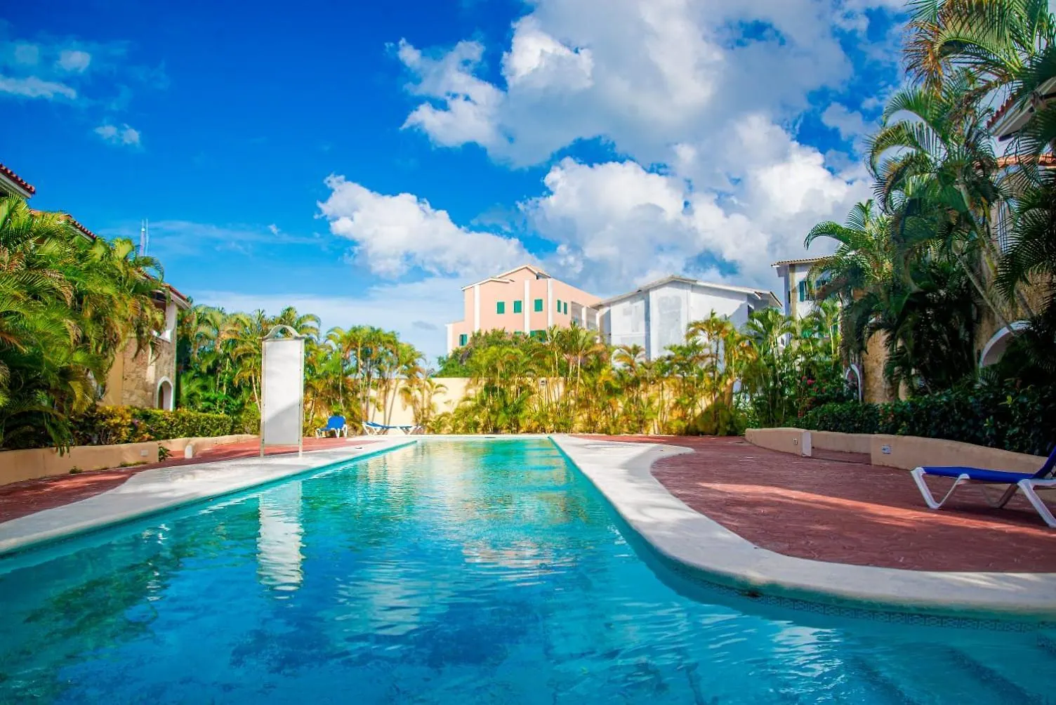 Beautiful 2-Bedroom Apartment In Cocotal With Amazing Lake Views And Pools Punta Cana